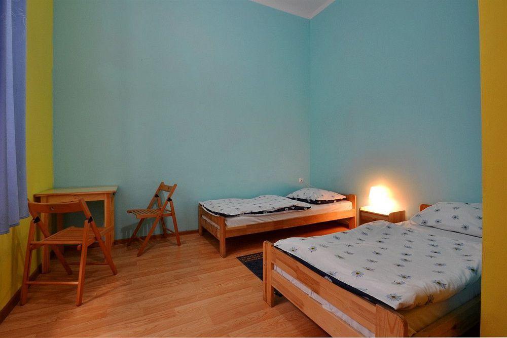 Old Town Luxe Retreat - King Bed - Steps To Main Square Διαμέρισμα Krasków Εξωτερικό φωτογραφία