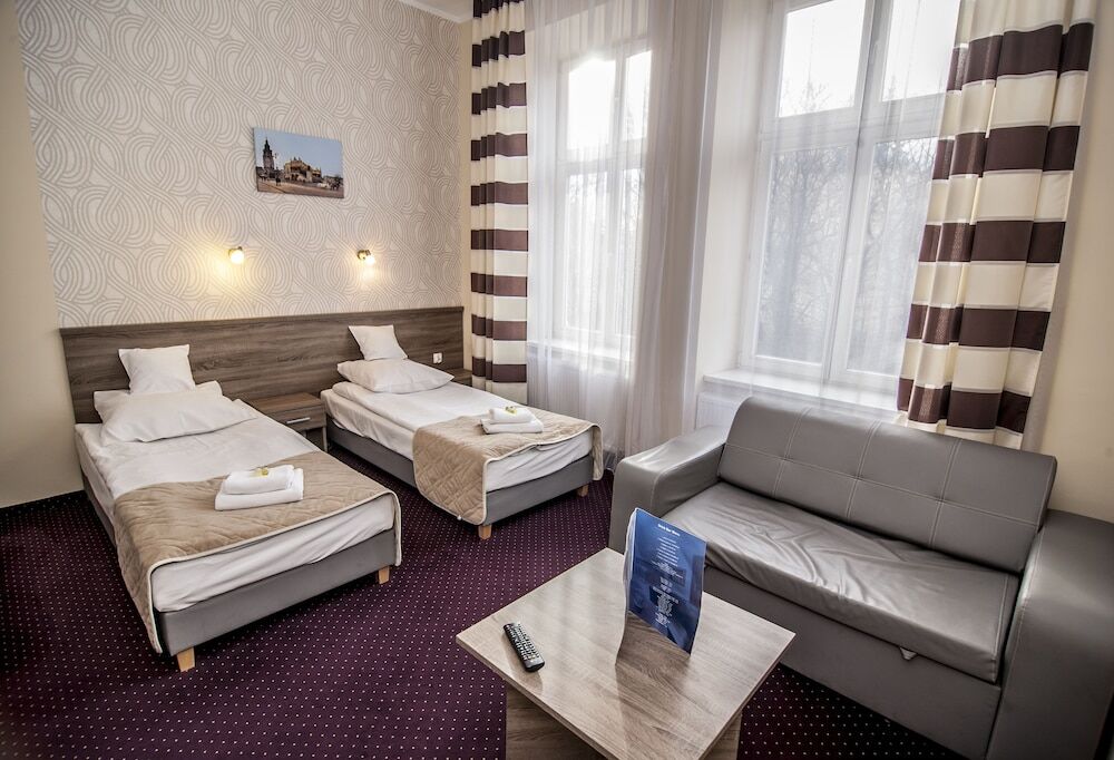 Old Town Luxe Retreat - King Bed - Steps To Main Square Διαμέρισμα Krasków Εξωτερικό φωτογραφία